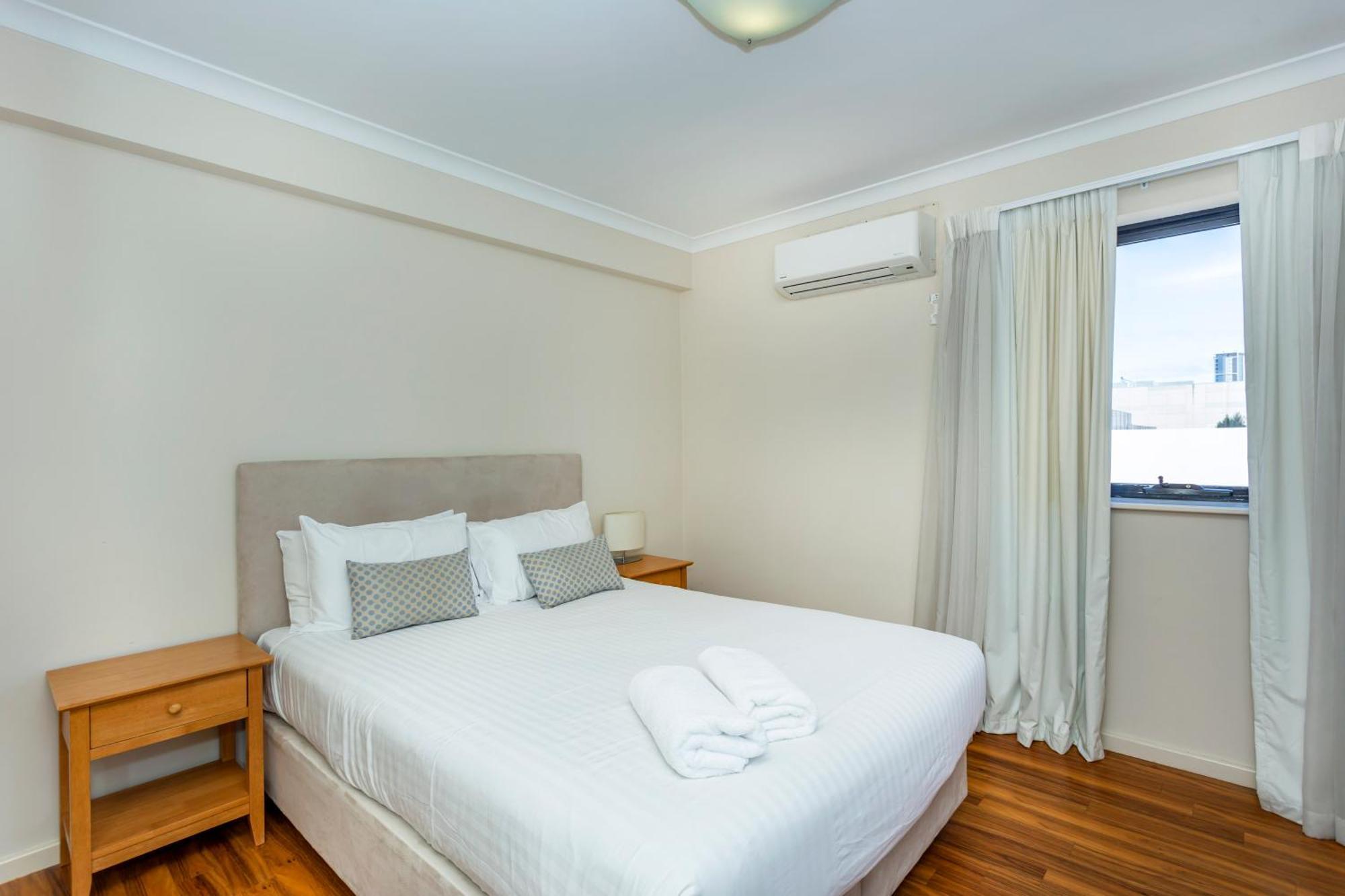Perth West End Apartment 406 - Executive Escapes ภายนอก รูปภาพ